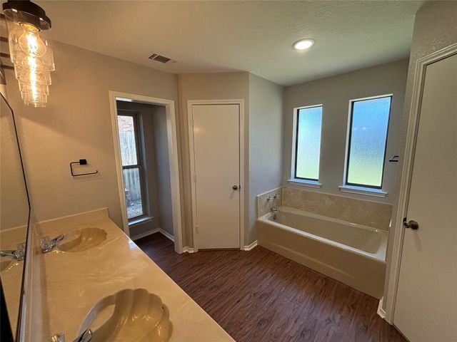 503 N 2nd Street, Krum, TX 76249