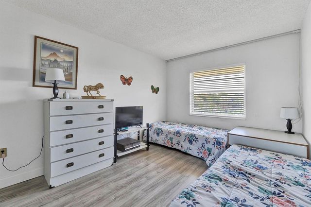 5190 E Sabal Palm Boulevard 304, Tamarac, FL 33319