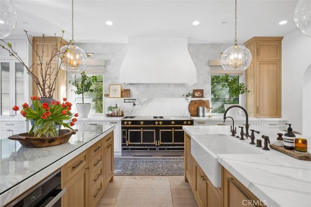 22 Vernal Spring, Irvine, CA 92603
