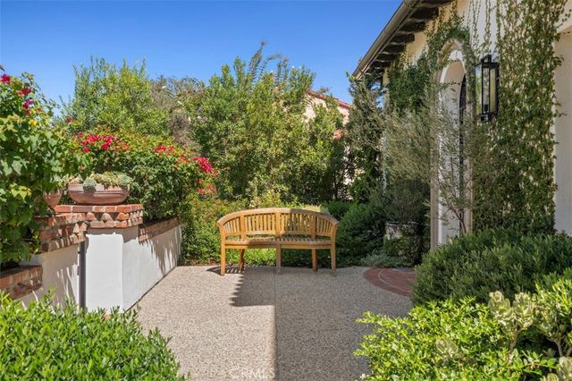 22 Vernal Spring, Irvine, CA 92603