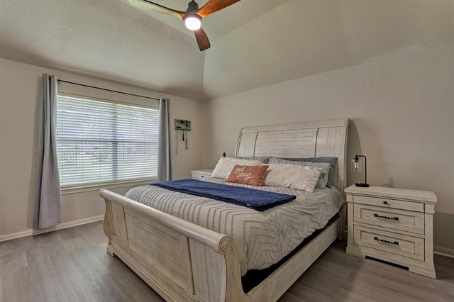 3729 Breckenridge Drive, Montgomery, TX 77356