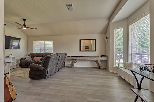3729 Breckenridge Drive, Montgomery, TX 77356
