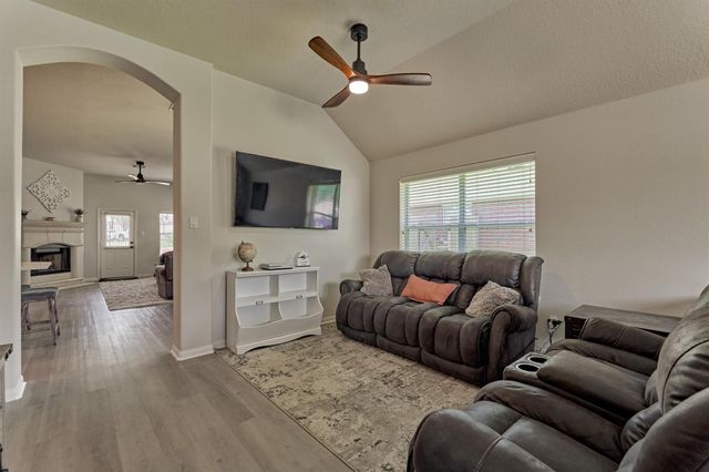3729 Breckenridge Drive, Montgomery, TX 77356
