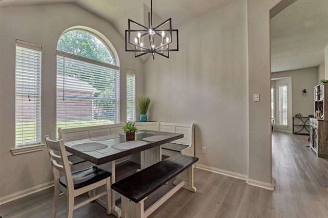 3729 Breckenridge Drive, Montgomery, TX 77356