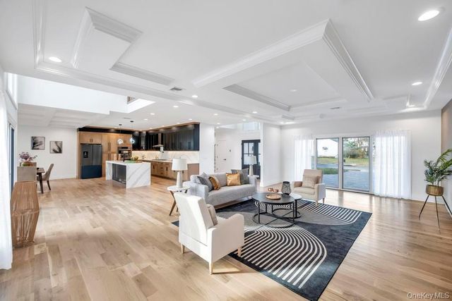 51 Stephen Drive, Plainview, NY 11803