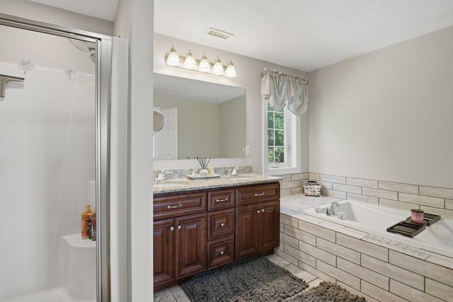 176 Southold Road, Auburn, MA 01501