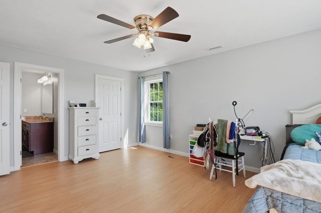 176 Southold Road, Auburn, MA 01501