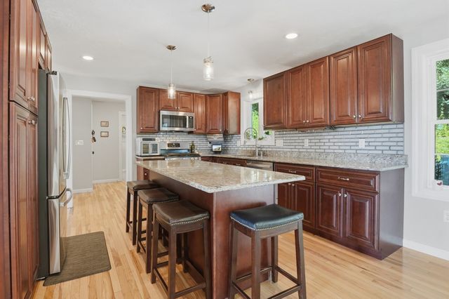 176 Southold Road, Auburn, MA 01501