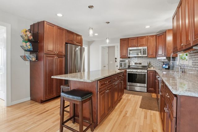 176 Southold Road, Auburn, MA 01501