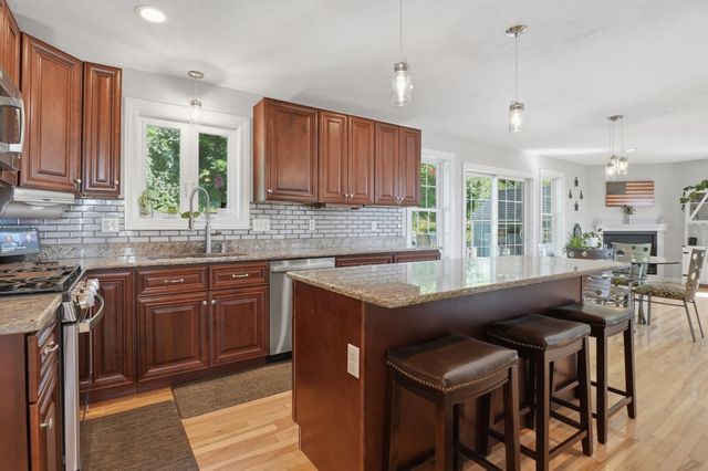 176 Southold Road, Auburn, MA 01501