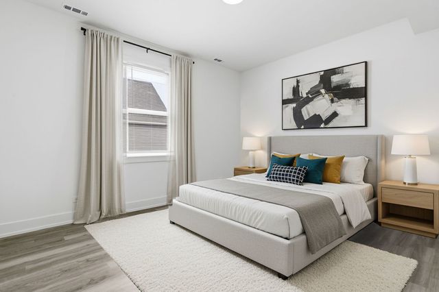 328 N Lockwood Avenue, Chicago, IL 60644