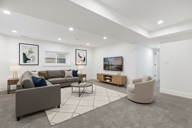 328 N Lockwood Avenue, Chicago, IL 60644