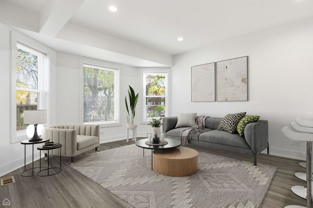 328 N Lockwood Avenue, Chicago, IL 60644