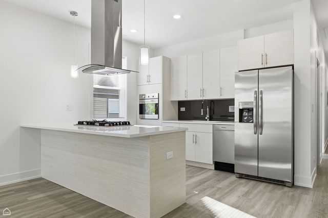 328 N Lockwood Avenue, Chicago, IL 60644