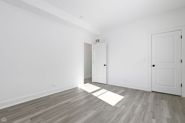 328 N Lockwood Avenue, Chicago, IL 60644