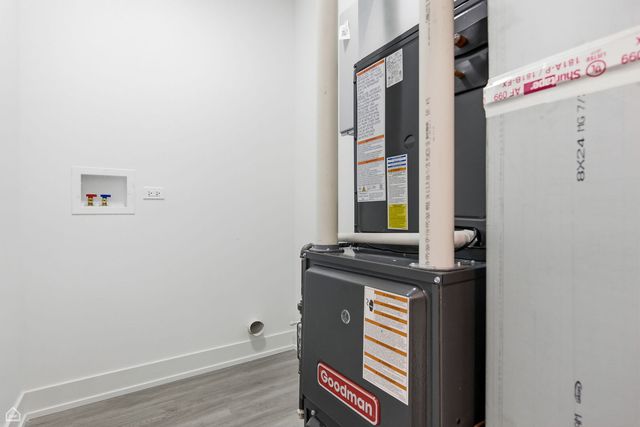 328 N Lockwood Avenue, Chicago, IL 60644