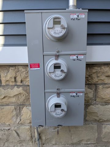 328 N Lockwood Avenue, Chicago, IL 60644