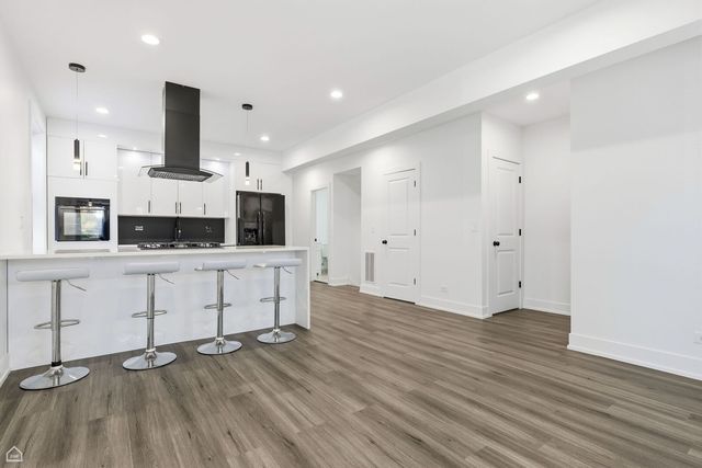 328 N Lockwood Avenue, Chicago, IL 60644