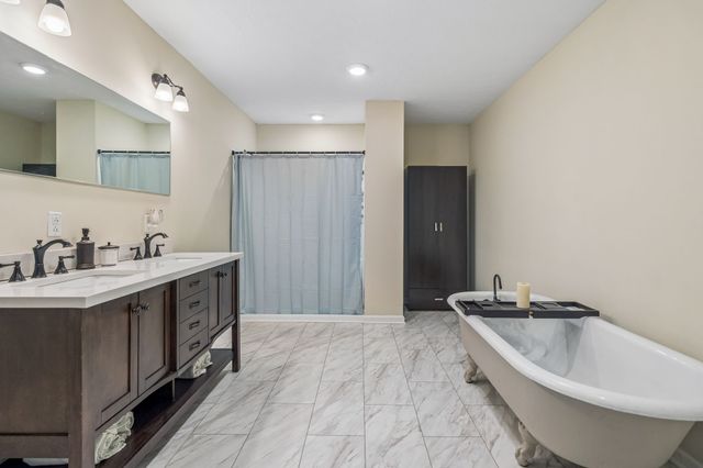 264 Lick Branch Rd, Lafayette, TN 37083