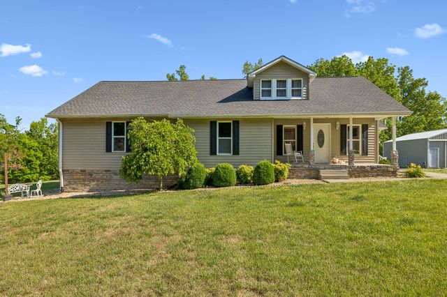 264 Lick Branch Rd, Lafayette, TN 37083