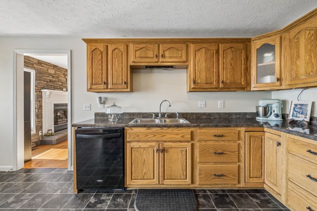 264 Lick Branch Rd, Lafayette, TN 37083