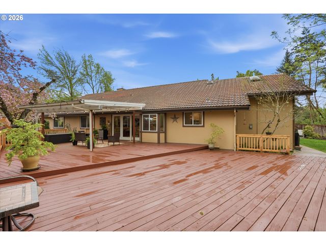 14400 Nw OAKHILLS Dr, Beaverton, OR 97006