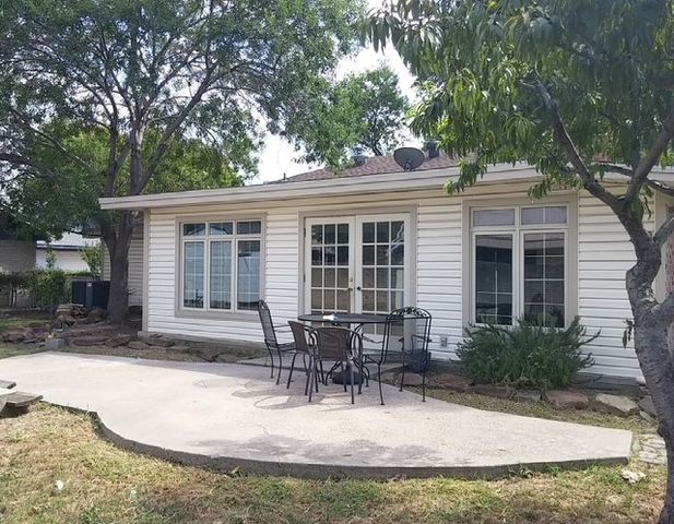 1908 Hood Circle, Carrollton, TX 75006