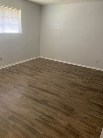 1908 Hood Circle, Carrollton, TX 75006