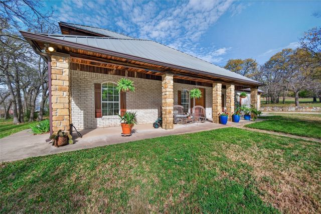 411 Valley Road, Weatherford, TX 76087