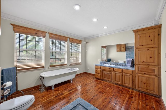 411 Valley Road, Weatherford, TX 76087