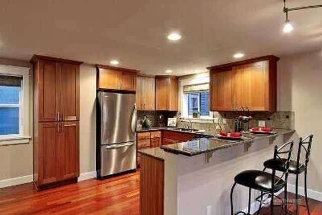 1410 N 55th Street, Seattle, WA 98103