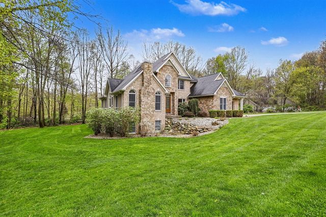 9380 Marshwood Drive, Richland, MI 49083
