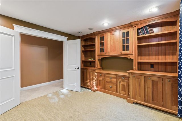9380 Marshwood Drive, Richland, MI 49083