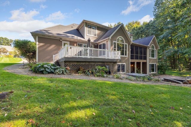 9380 Marshwood Drive, Richland, MI 49083