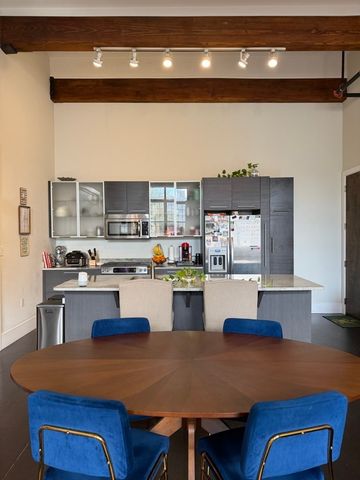 154 W 2nd St 206, Boston, MA 02127