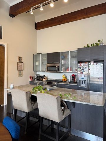154 W 2nd St 206, Boston, MA 02127