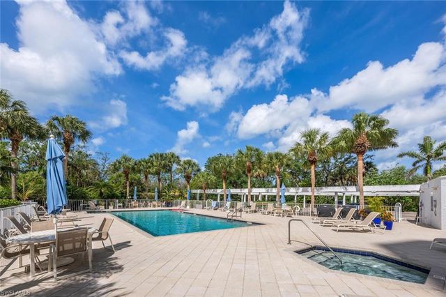 6371 Pelican Bay BLVD N7, Naples, FL 34108