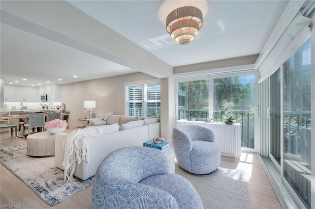 6371 Pelican Bay BLVD N7, Naples, FL 34108