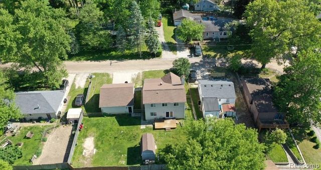 7166 Alpine Drive, Linden, MI 48451
