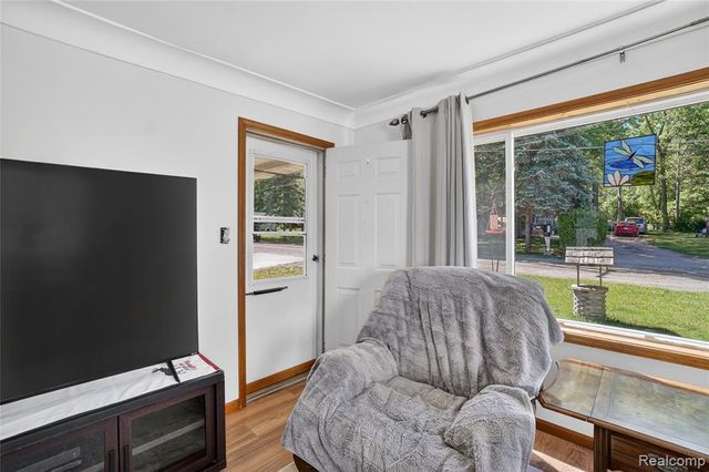 7166 Alpine Drive, Linden, MI 48451