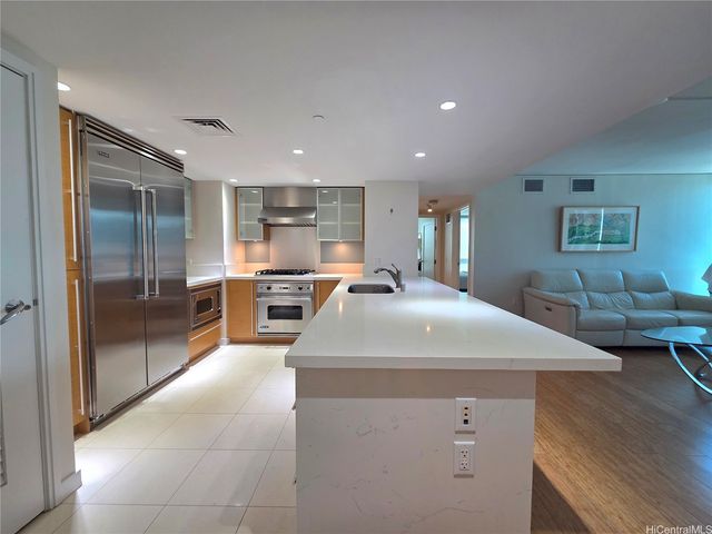1177 Queen Street 3901, Honolulu, HI 96814