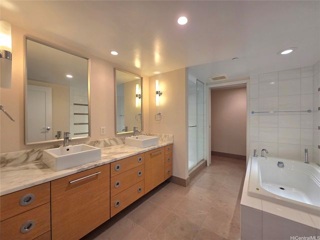 1177 Queen Street 3901, Honolulu, HI 96814