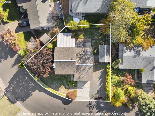 165 Sw 9TH Ave, Canby, OR 97013