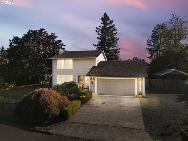 165 Sw 9TH Ave, Canby, OR 97013