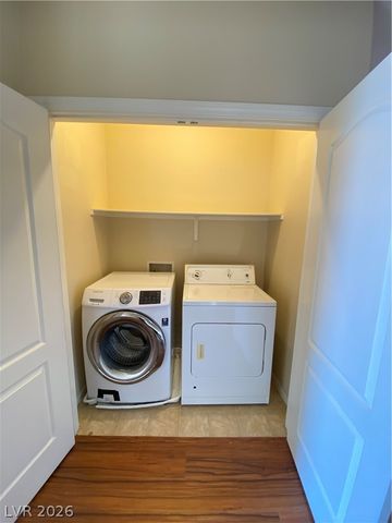 3743 Lodina Court, Las Vegas, NV 89141