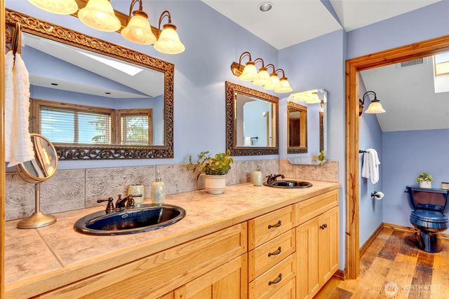 21401 161st Avenue E, Graham, WA 98338