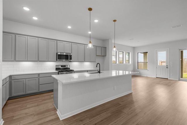 12334 Palmetto Drive, Mont Belvieu, TX 77523