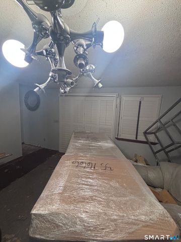 101 Madeline Avenue APT 33, Waterbury, CT 06708