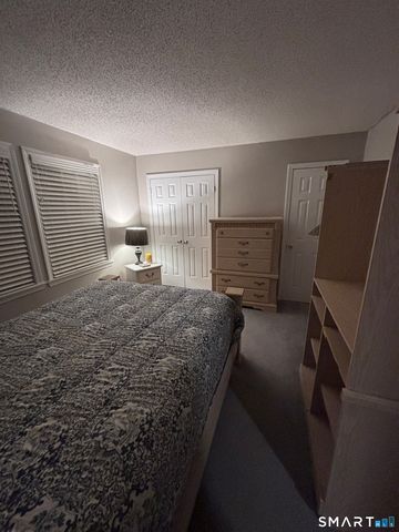 101 Madeline Avenue APT 33, Waterbury, CT 06708