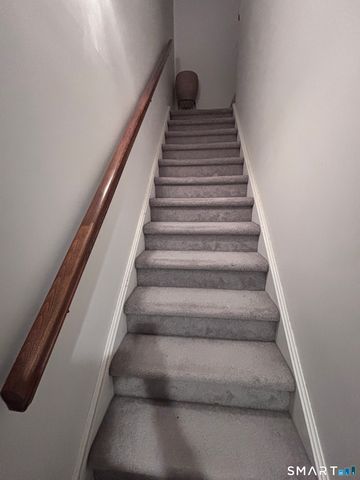 101 Madeline Avenue APT 33, Waterbury, CT 06708